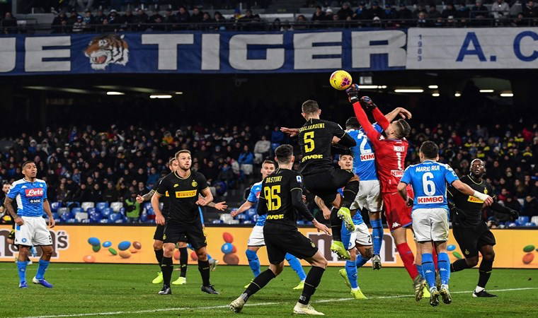 Alex Meret Lazio maçında yok