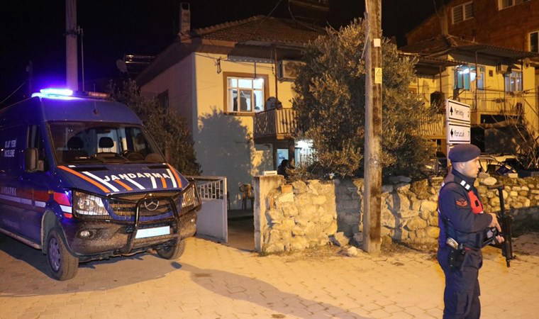 7 bin lira alacağı için gittiği evde borçluyu öldürüp intihar etti