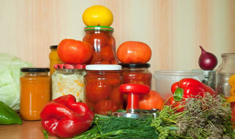 Konservelerdeki ölümcül tehlike: Botulizm