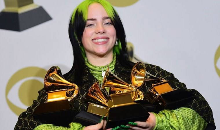 Grammy Ödülleri: Billy Eilish damgasını vurdu, Michelle Obama şaşırttı, Kobe Bryant unutulmadı