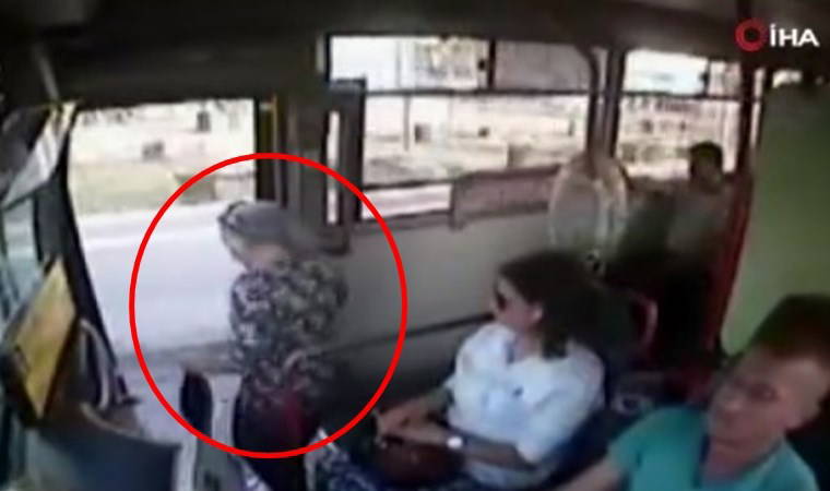 Yaşlı kadın otobüsten böyle düştü!