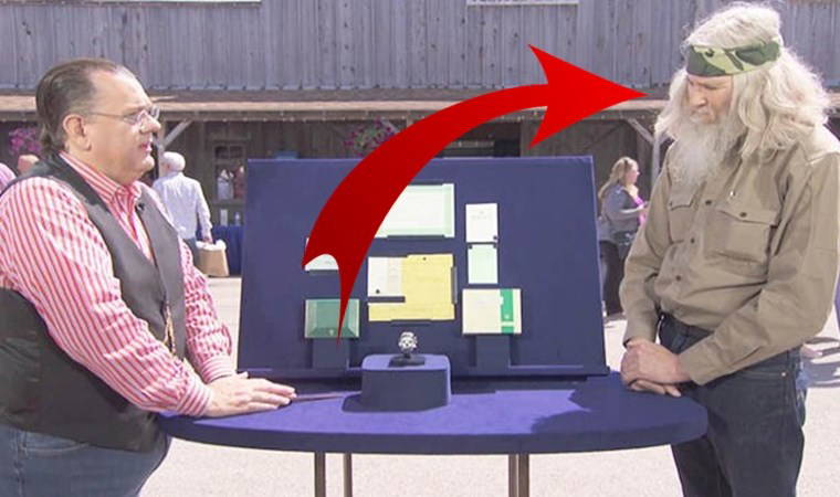 Saatine 700 bin dolar değer biçilince sevinçten kendini yere attı