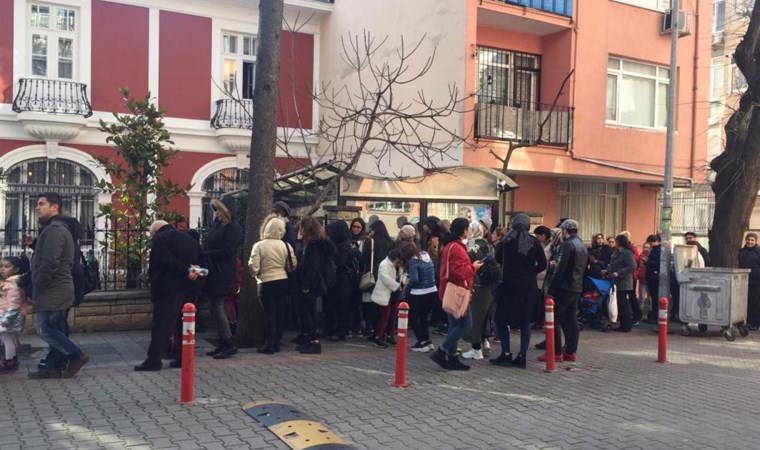 Barış Manço'nun ölüm yıl dönümünde Moda'daki evine ziyaretçi akını