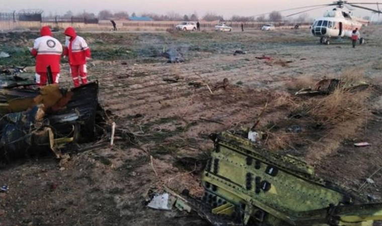 Ukrayna'ya ait Boeing 737 yolcu uçağı İran'da kalkış sonrası 'teknik sebeplerden' düştü