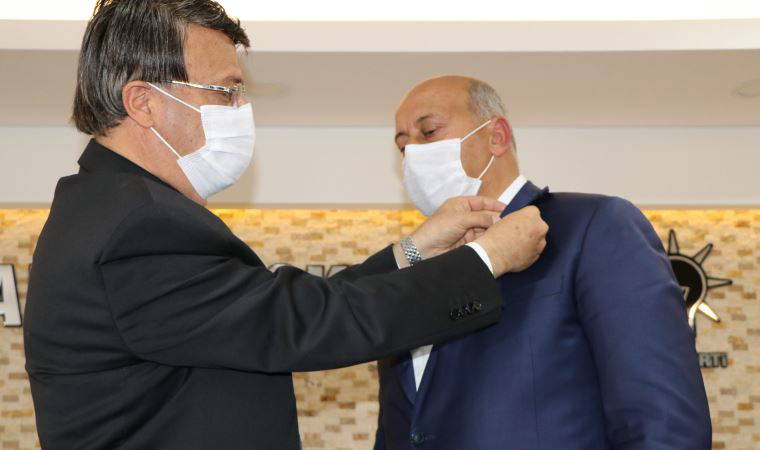 Eski HDP'li meclis üyesi, aşiretiyle birlikte AKP'ye katıldı