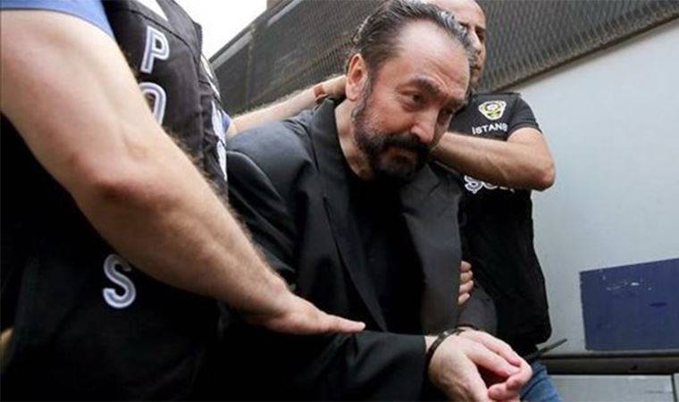 Adnan Oktar'ın Ankara'daki evlerinden milyon dolarlık 'fosil' çıktı