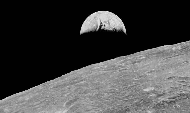 Ünlü uzay araştırmacısı: 'Dünya'daki sorunlar Ay'dan çözülecek'