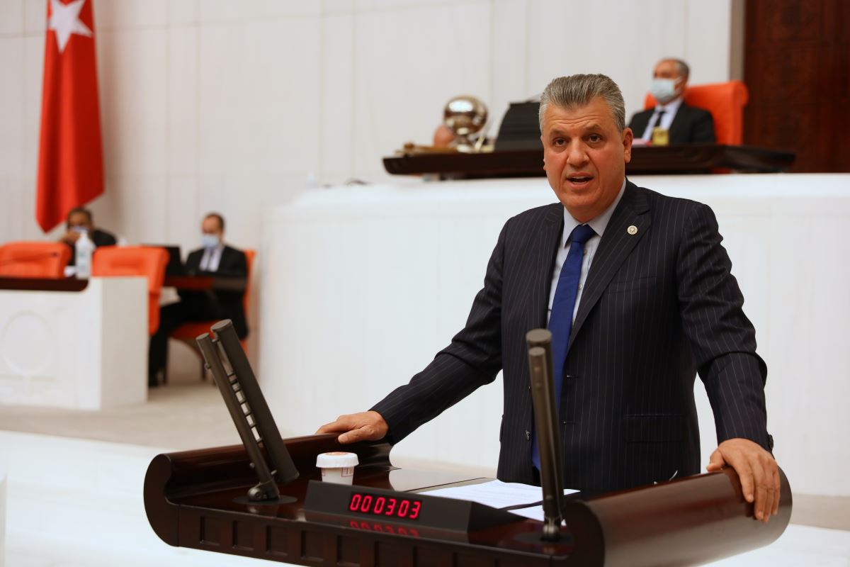 'Kimsesiz çocuklara bağışlanan kıyafetleri yağmaladılar'