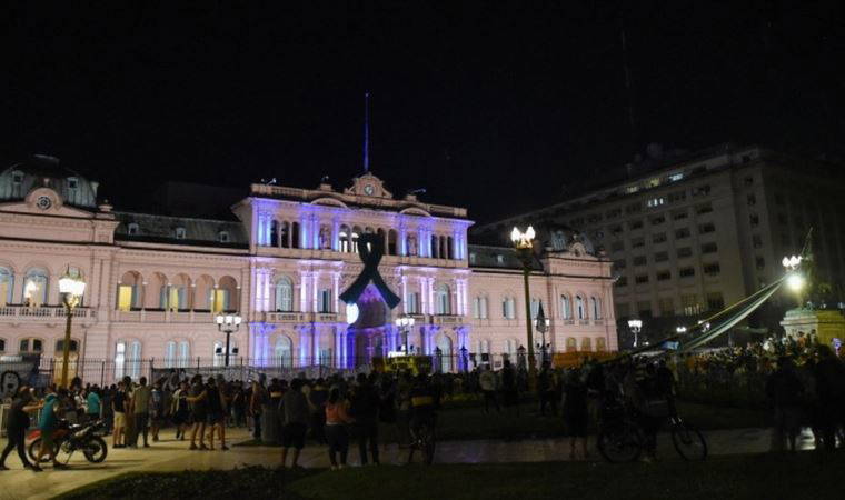 Maradona'nın cenazesinde  arbede çıktı