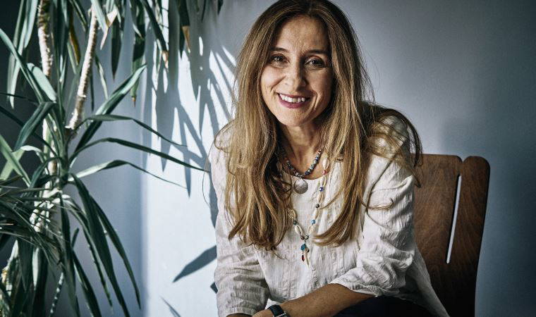 Müge İplikçi: Yüzleşmek zordur üstelik cilalanmışsak