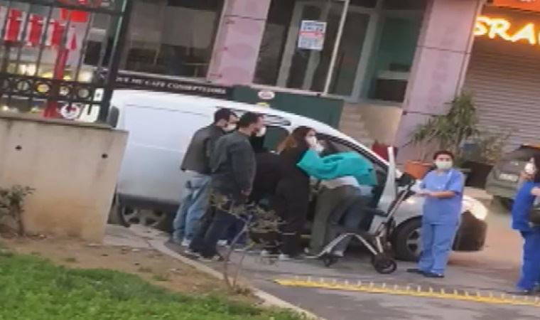 Yer Sancaktepe: Hastane kapısında araçta doğum yaptı
