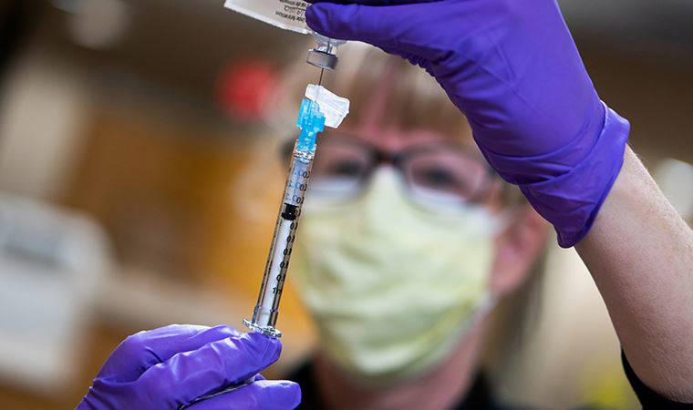 Sağlık Bakanlığı Bilim Kurulu Üyesi Prof. Dr. Deniz Çalışkan: 