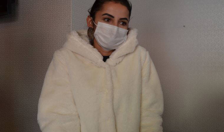 Kadın simitçi, iş yerinin önünde sopalı saldırıya uğradı