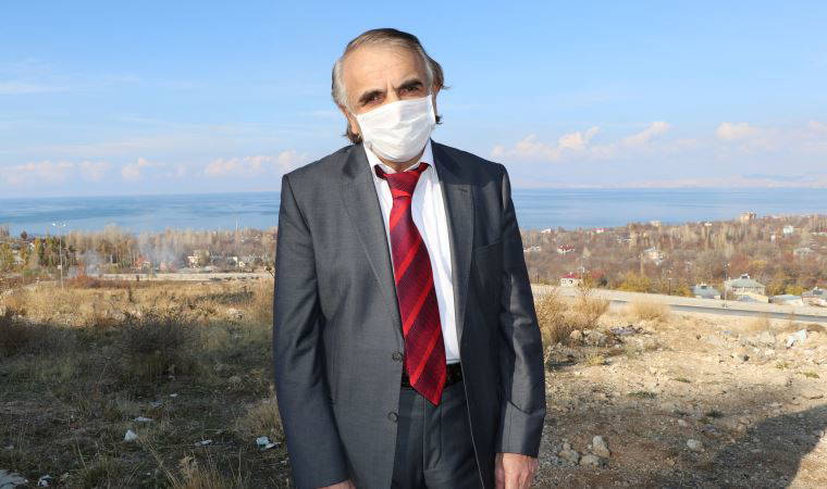 Tavuk karası olduğu için görevden alınan öğretmen hukuk mücadelesi başlattı