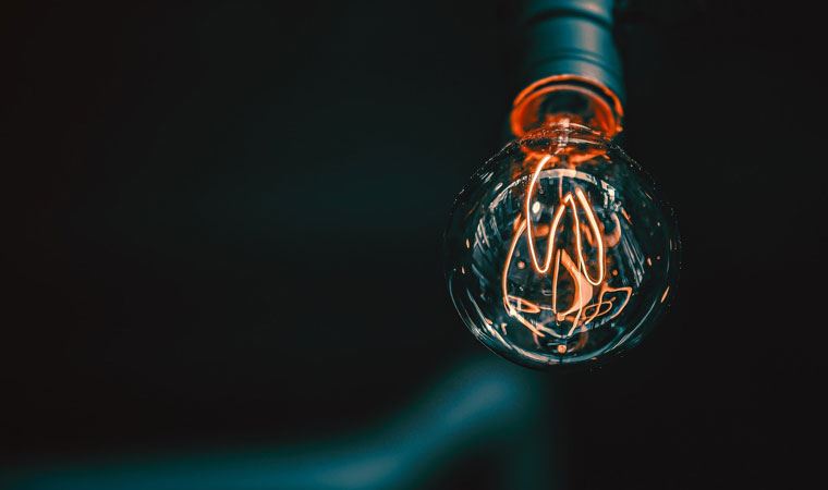 Acı gerçek: “Türkiye genelinde 590 bin ailenin doğal gazı, 123 bin ailenin ise elektriği borçları nedeniyle kesik”