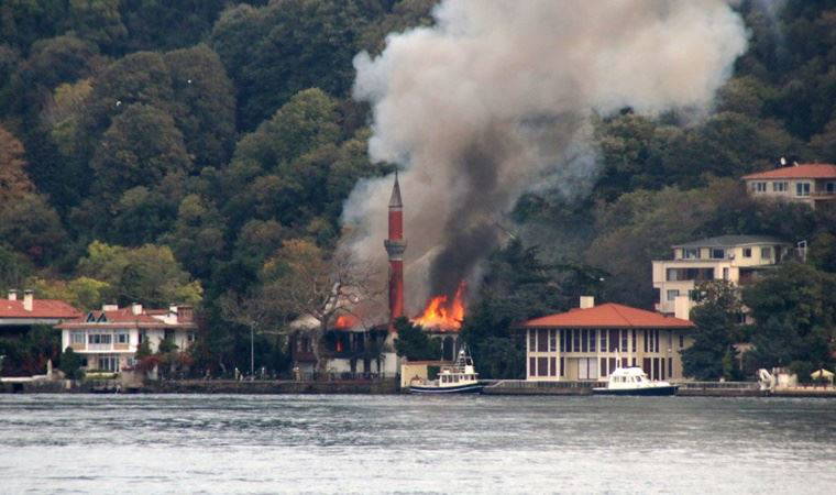 Tarihi Vaniköy Camisi'nde çıkan yangında yeni gelişme!