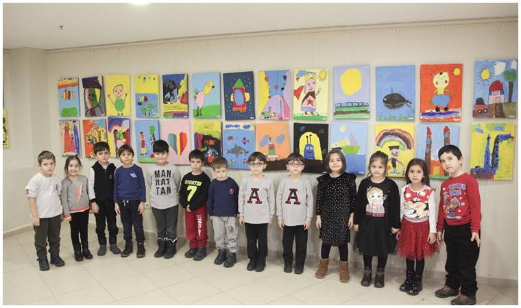 “Kreş Öğrencileri Düşlerini Resimle Anlattı”