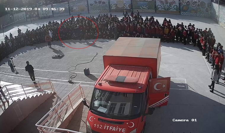 Okul bahçesinde skandal görüntüler