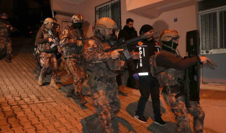 Denizli merkezli 5 ilde uyuşturucu operasyonu: 23 gözaltı