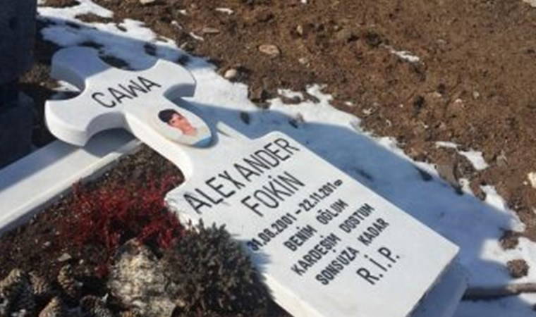 Hıristiyan yurttaşlara ait mezarlar tahrip edildi!
