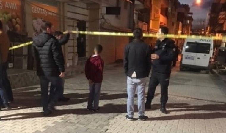İzmir’de vahşet: Hamile kadın ve oğlu evlerinde ölü bulundu