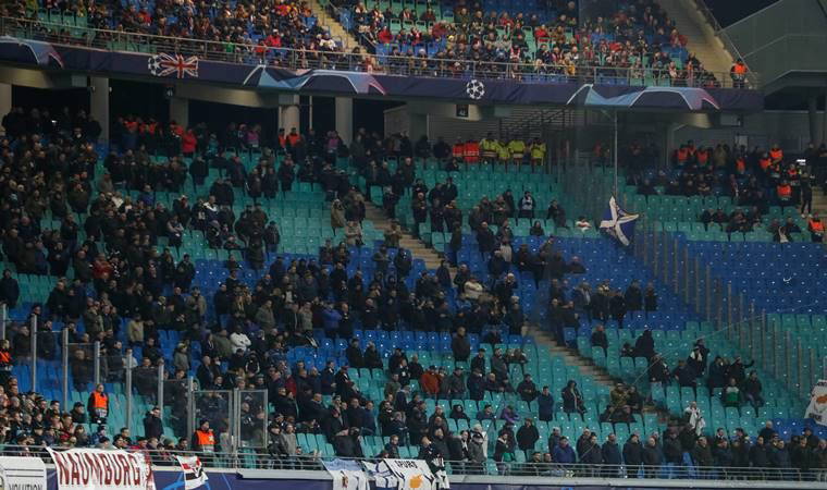 UEFA 2 maçı erteledi