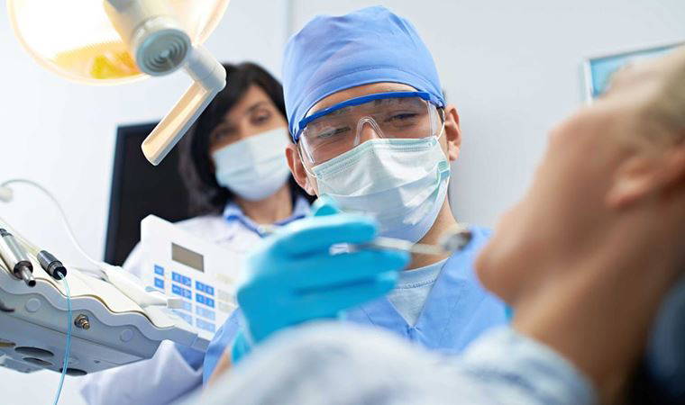 Diş randevunuzu erteleyin!