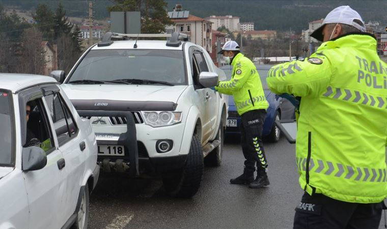 Gurbetçilere ait yabancı plakalı araçların Türkiye'de kalma süresi uzatıldı