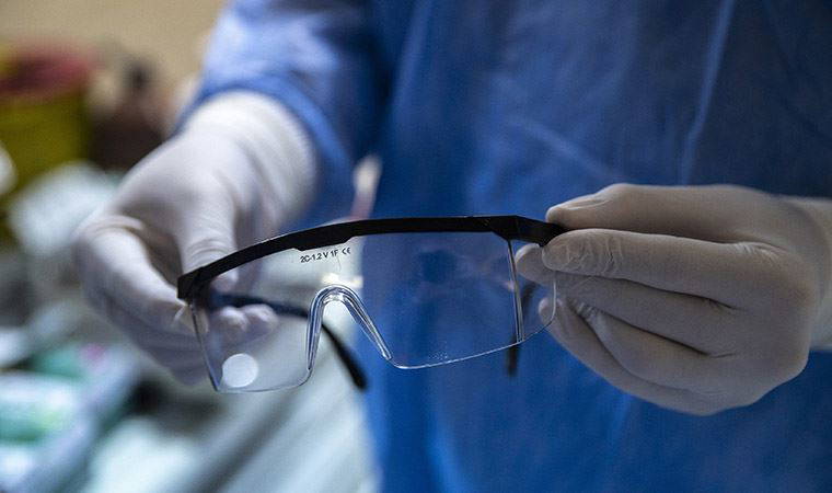 Aile Hekimleri Federasyonu Başkanı: 'Virüse yakalanan hekimlerin maaşları kesiliyor'