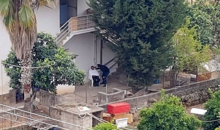 Antalya'da 'merdiven altı' tıraş