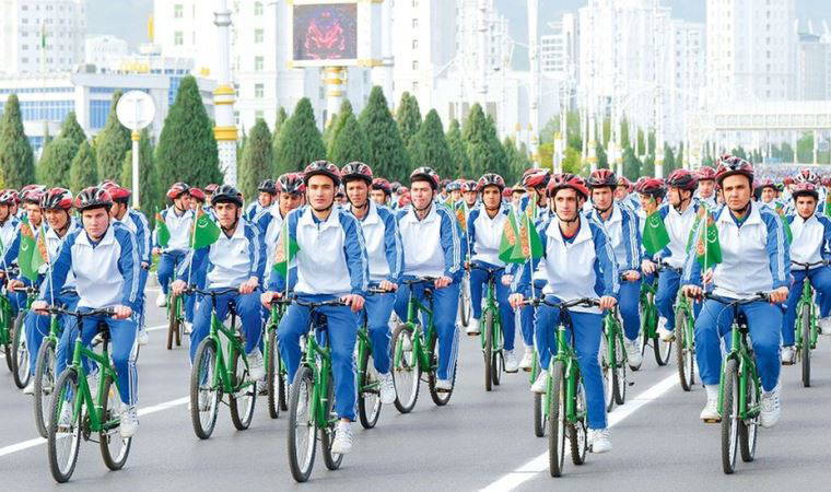 Türkmenistan'da neden hiç koronavirüs vakası açıklanmadı?