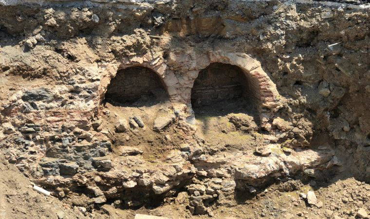 Ortaköy'deki İSKİ kazısında tarihi kalıntılar bulundu
