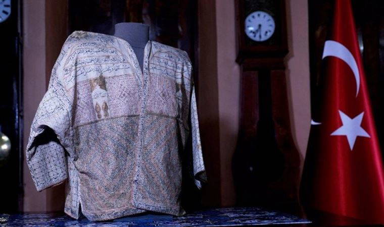 Mevlana’nın oğluna ait ‘tılsımlı gömlek’ gizemini koruyor