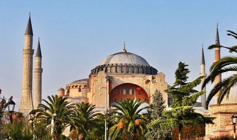 Ayasofya'da program belli oldu! İlk namazı kim kıldıracak?