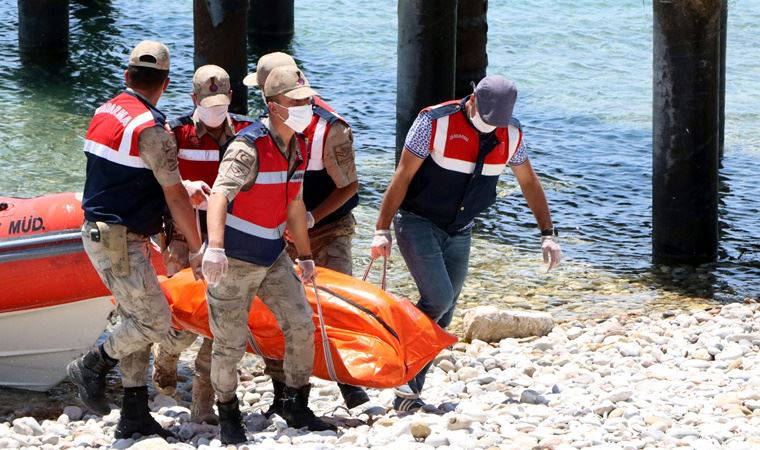 Van Gölü'ndeki tekne faciasında bir kişinin daha cansız bedenine ulaşıldı