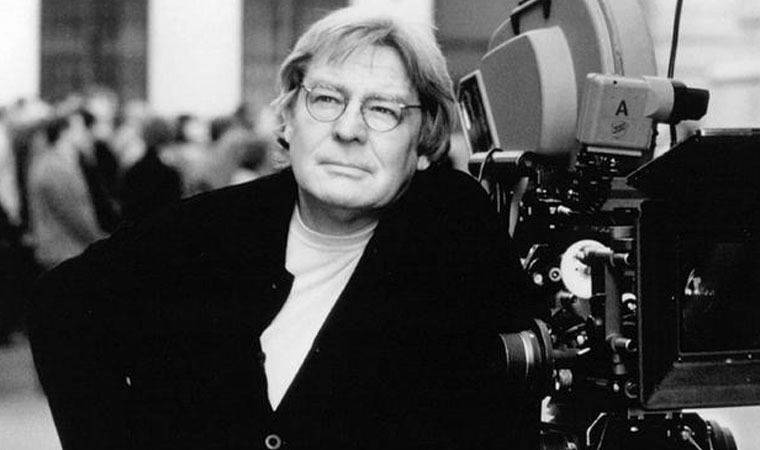 ‘Geceyarısı Ekspresi” ve ‘The Wall’ gibi filmlerin yönetmeni Alan Parker öldü