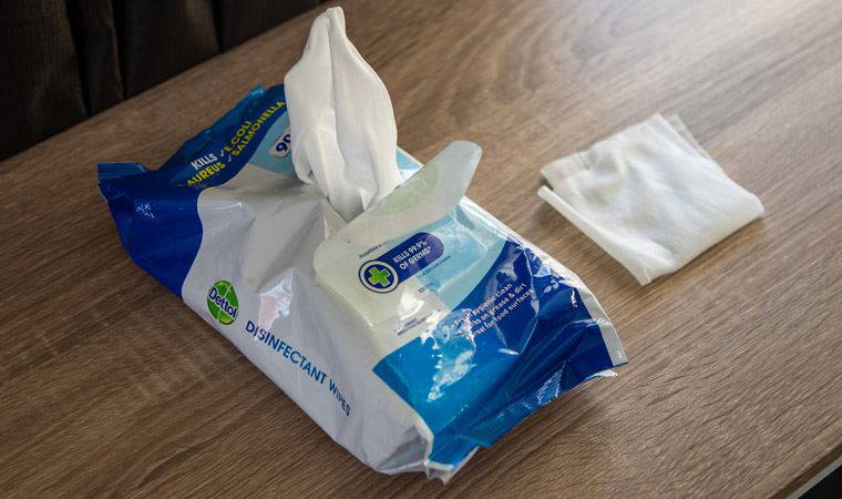 Çamaşır makinesinde ıslak mendil kullanmak, giysileriniz için faydalı