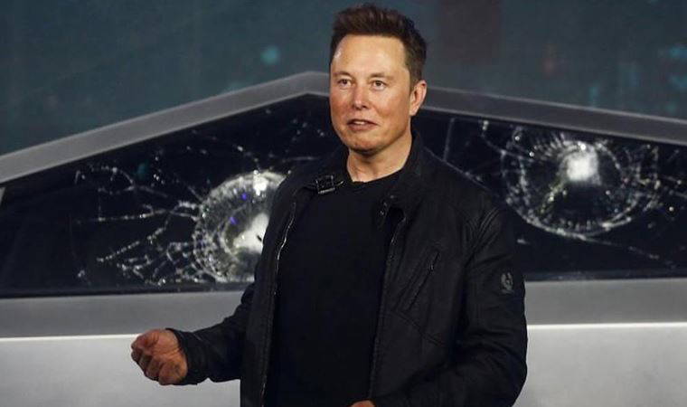 Elon Musk, 'beyin kontrol cihazını' tanıttı