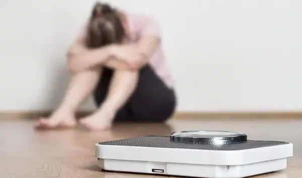 Bulimia Nervoza nedir? Belirtileri nelerdir? Nasıl tedavi edilir?