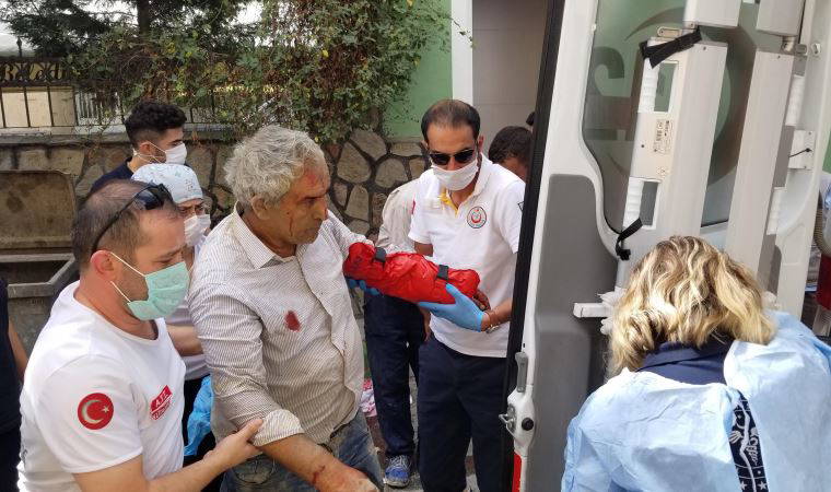 Yıkım sırasında çatı çöktü: 1 işçi yaralı
