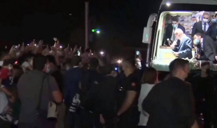 Erdoğan Gaziantep'te de halka çay dağıttı
