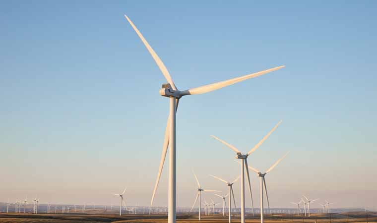 Apple’dan yeşil enerji yatırımı