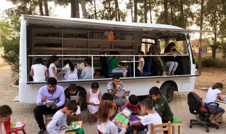 Sabancı Topluluğu çalışanlarından kitap bağışı