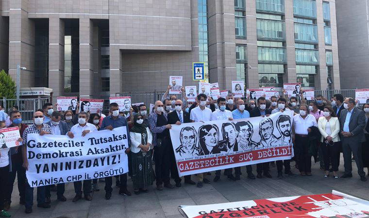 Tutuklu gazeteciler ikinci kez hakim karşısında