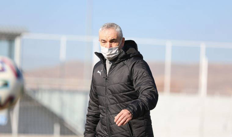 Çalımbay: “Hakemler oyunculara düşman gibi”