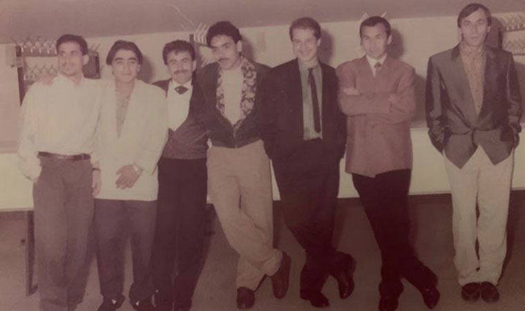 Prof. Uğur Şahin'in takım arkadaşları anlattı: Orta sahada oynardı, para toplayıp krampon alırdık