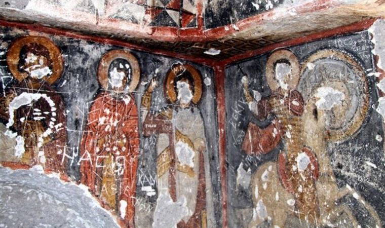 Kayseri’de definecilerin tahrip ettiği tarihi Aziz Georgios Kilisesi restore edilecek