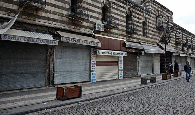 2020’de İstanbul’da 9 bin 587, İzmir’de ise 6 bin 537 esnaf kepenk kapattı