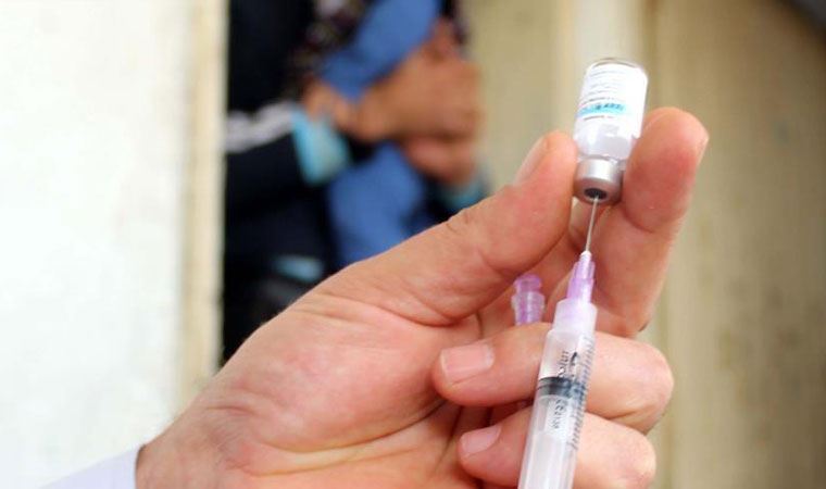 Aile hekimleri: Zatürree aşısı bitince tartışanlar oldu, şiddet artabilir