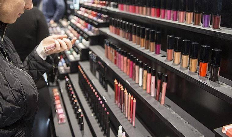 Alman kozmetik şirketi, Avrupa'daki 500 mağazasını kapatacak